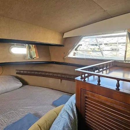 Boat Speedboat G44 Ботель