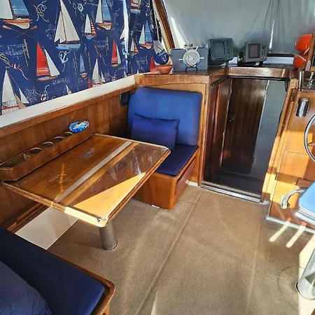 Ботель Boat Speedboat G44