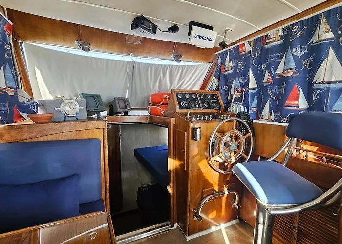 Boat Speedboat G44 Botel Lisboa