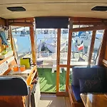 Boat Speedboat G44 Hotel na wodzie Lizbona