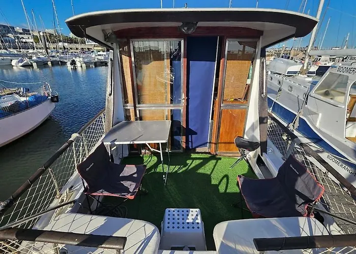 Bateau-hôtel Boat Speedboat G44 *