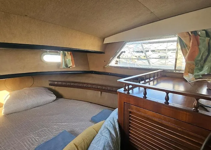 Boat Speedboat G44 Ботель