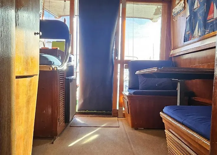 Boat Speedboat G44 Bateau-hôtel