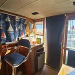 Boat Speedboat G44 *