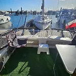 船上ホテル Boat Speedboat G44 *